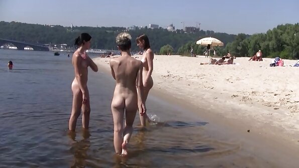 Madams kneppe efter en mature sekss massage med en omfangsrig nar.