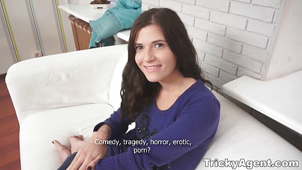 Nære venner knepper med seje fyre i sekss porno video deres hytte.