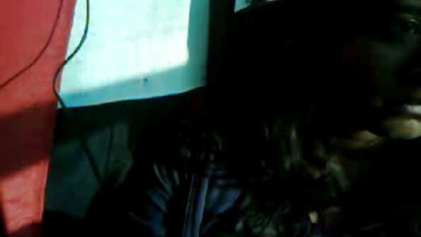 Lesba kom til sin elskerinde sekss video par brivu for at arrangere en intimitet.